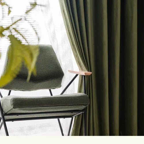 Habillage de Fenêtres Moderne – Drapés Velours Vert Olive Isolants et Élégants pour Pièce de Vie