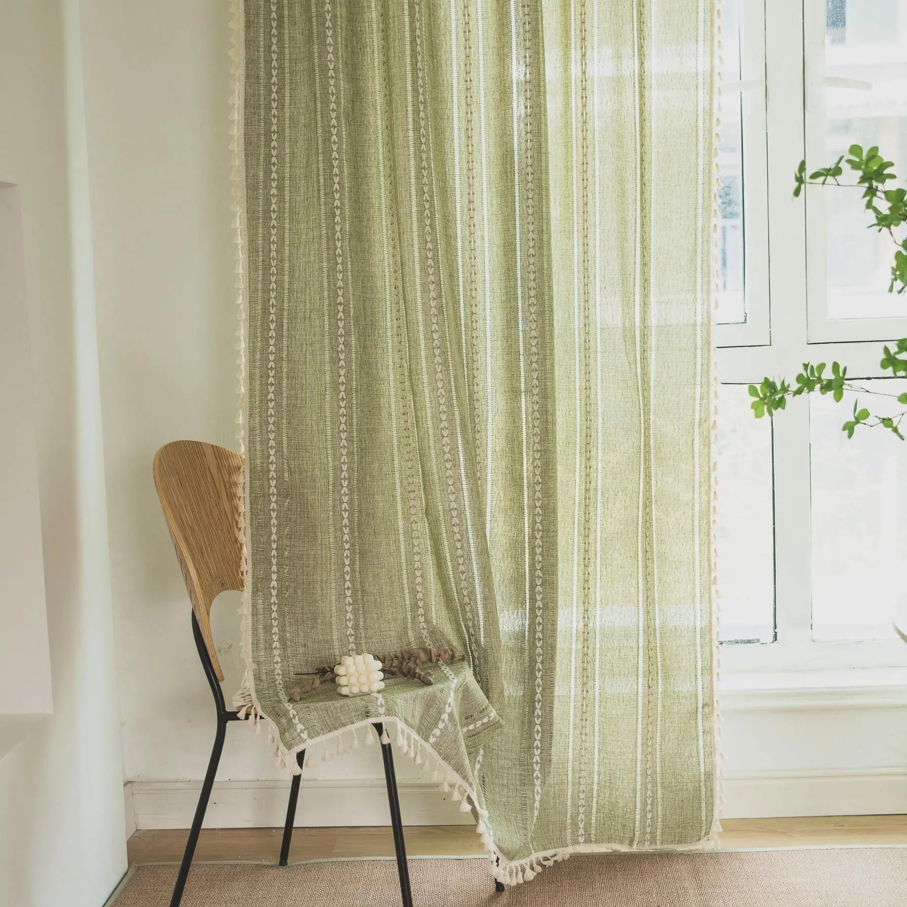 Rideau Bohème Rustiques – Broderie Texturée et Pompons Vintage, Pour Chambre, Salon ou Cuisine