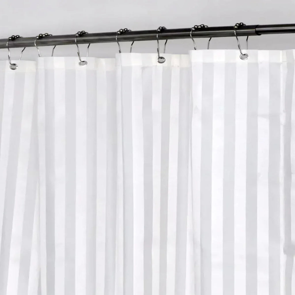 Rideau de Douche Satin Rayé – Tissu Polyester Lavable, Qualité Hôtel, Bas Lesté
