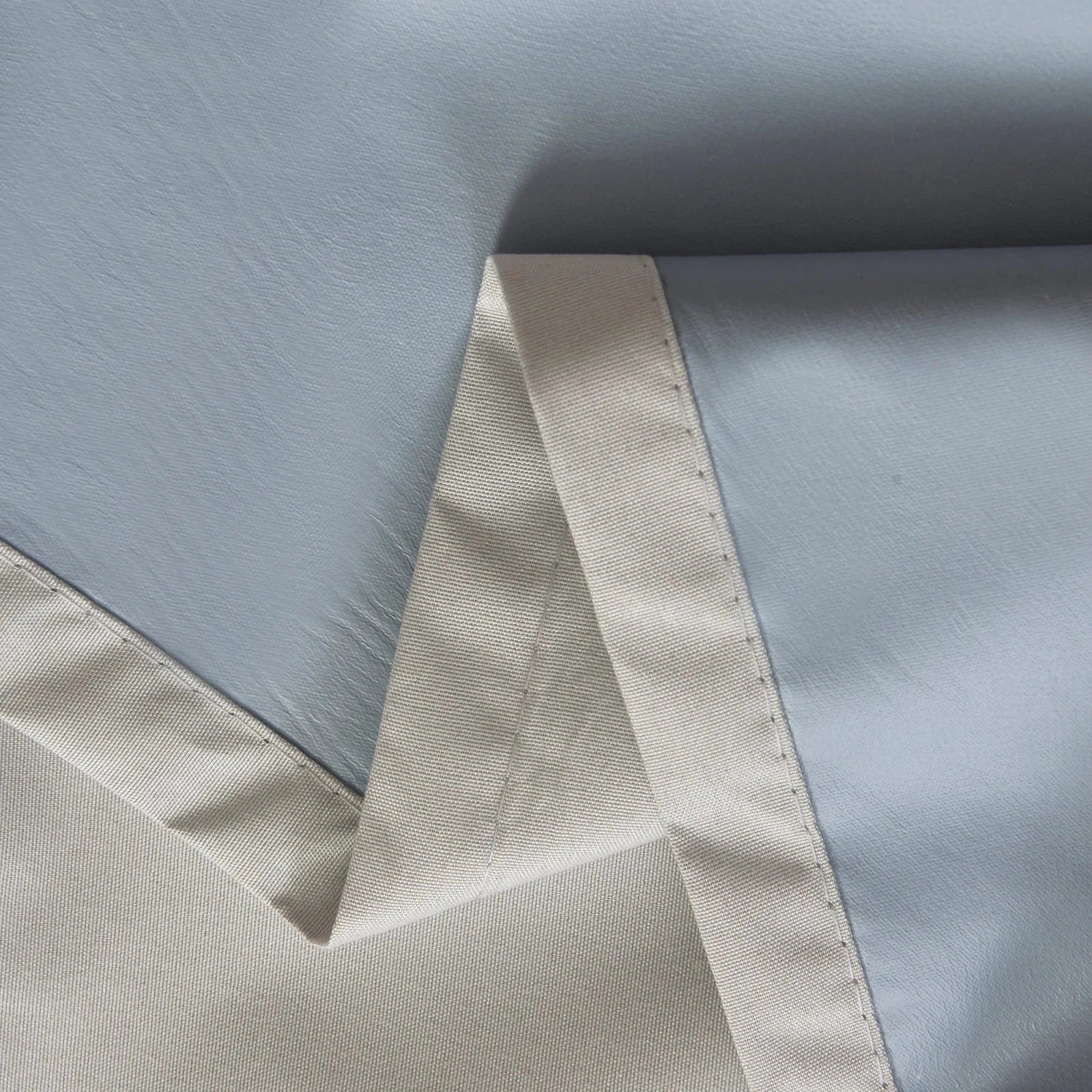 Rideaux Extérieurs 100% Imperméables – Œillets Doubles, Anti-Vent & Isolants Thermiques pour Pergola, Patio ou Gazebo