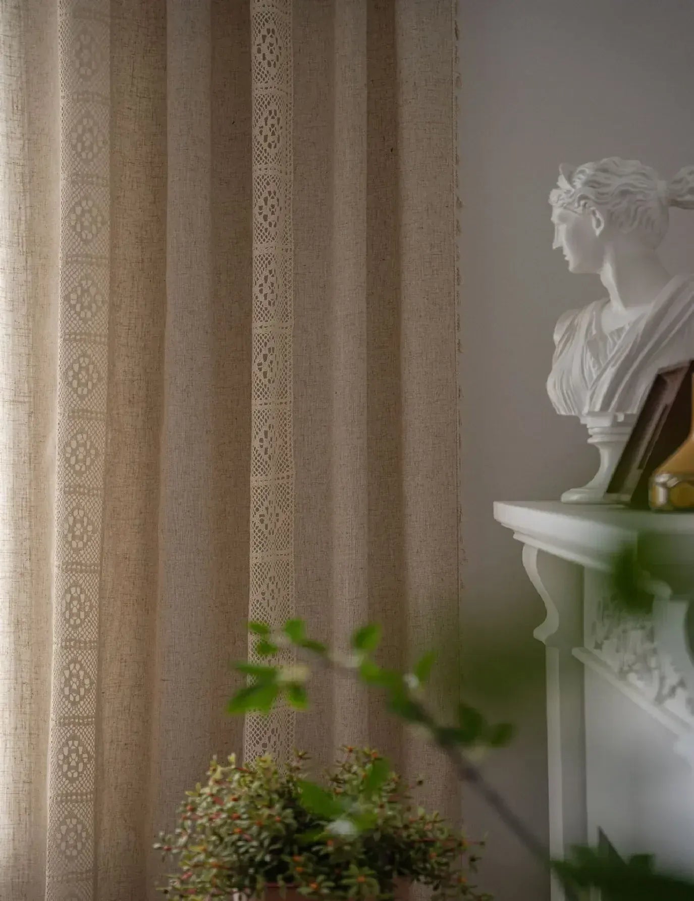 Voilage Léger Haut de Gamme – Tulle Blanc à Rayures pour Habillage de Fenêtres Salon